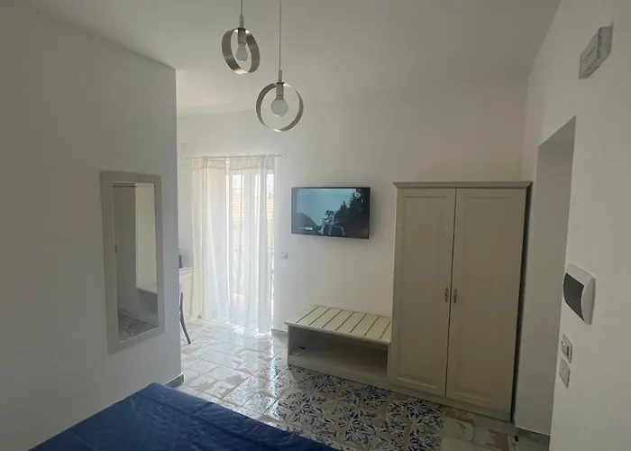 Alojamento de Acomodação e Pequeno-almoço Centro Storico Diamante